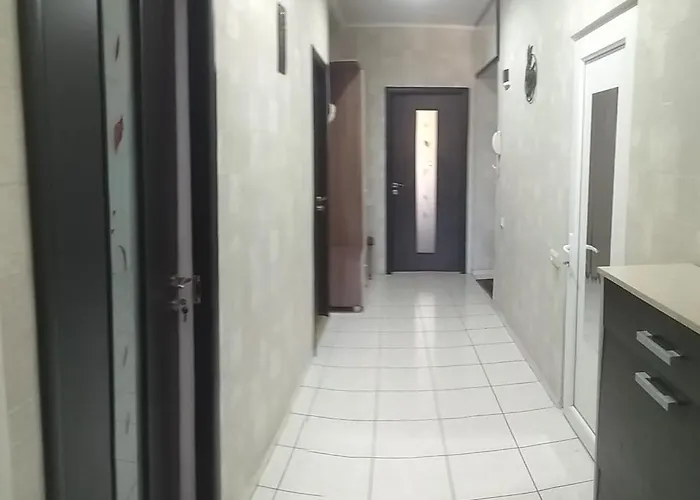 Confy Appartment In Near Republic Square