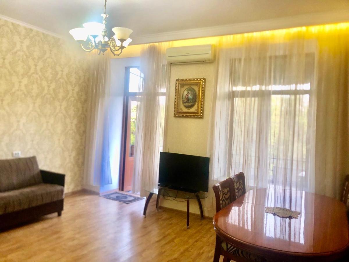 Confy In Near Republic Square Apartment *